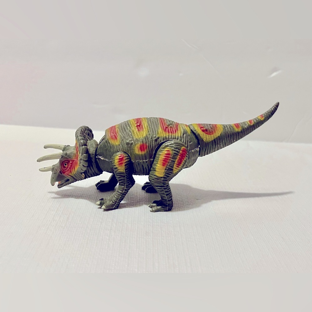 Vintage 2001 Triceratops Dinosaur Hard Plastic Y2K Toy Dino